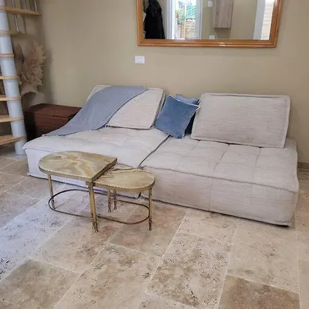 Charming Little House With Patio Close To Monaco