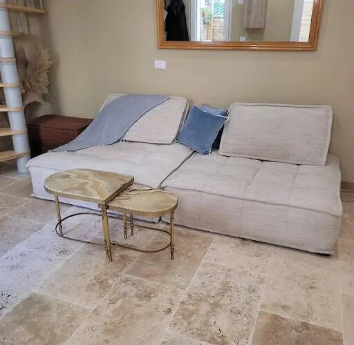 Charming Little House With Patio Close To Monaco