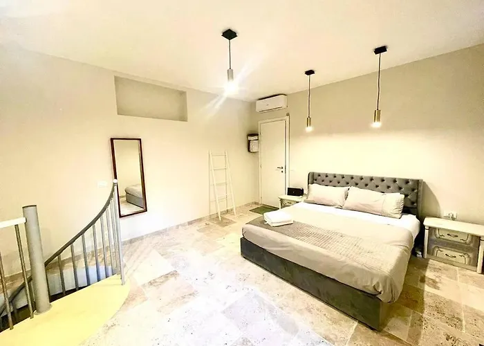 Vakantiehuis Charming Little House With Patio Close To Monaco Ventimiglia